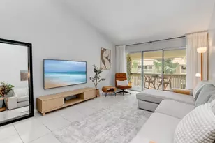 1885 Diamond St, San Diego, CA 92109 - Photo 1