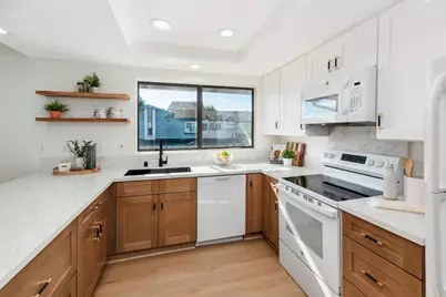 4085 Crystal Dawn #201, San Diego, CA 92122 - Photo 1