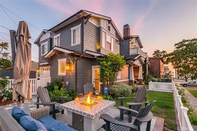 202 Avenue H, Redondo Beach, CA 90277 - Photo 1