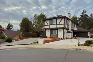 329 Nicole Dr, Vista, CA 92084 - Photo 1