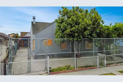 1942 E 112th Street, Los Angeles, CA 90059 - Photo 1