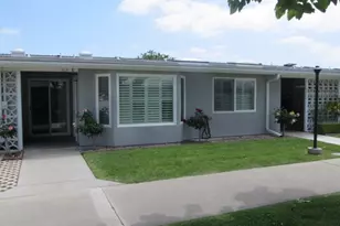 1563 Monterey Rd M2-23E, Seal Beach, CA 90740 - Photo 1