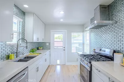 417 E 44th Way, Long Beach, CA 90807 - Photo 1