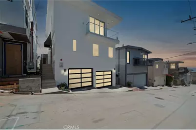 210 El Porto Street, Manhattan Beach, CA 90266 - Photo 1