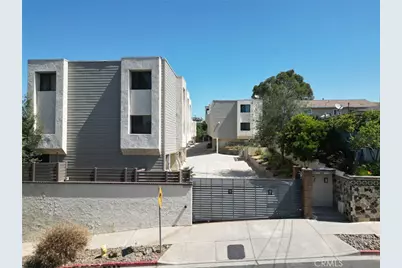 2621 E 20th Street #12, Signal Hill, CA 90755 - Photo 1
