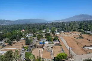 2441 El Molino Ave, Altadena, CA 91001 - Photo 1