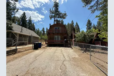 530 W Sherwood Boulevard, Big Bear City, CA 92314 - Photo 1