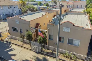 424 E 20th St, Los Angeles, CA 90011 - Photo 1