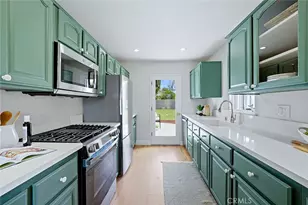 2154 S Madrid St, Anaheim, CA 92802 - Photo 1