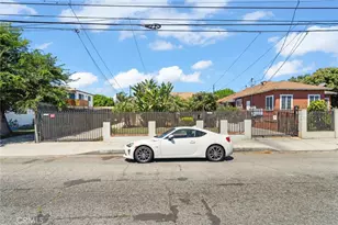 10323 S Inglewood, Inglewood, CA 90304 - Photo 1