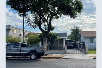 2366 Linden Avenue, Long Beach, CA 90806 - Photo 1