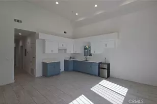 10413 1/2 Avalon Blvd, Los Angeles, CA 90003 - Photo 1