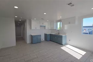 10413 Avalon Blvd, Los Angeles, CA 90003 - Photo 1