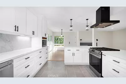5275 E 25th Street, Long Beach, CA 90815 - Photo 1