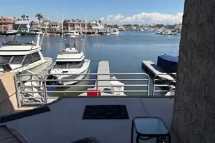 17140 Bluewater Ln, Huntington Beach, CA 92649 - Photo 1