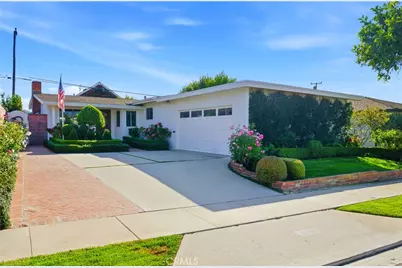 950 Marvista Avenue, Seal Beach, CA 90740 - Photo 1