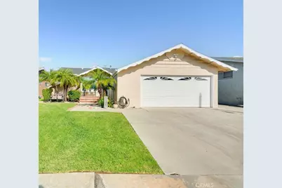 11321 212th, Lakewood, CA 90715 - Photo 1