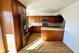 111 Alabama, Huntington Beach, CA 92648 - Photo 1