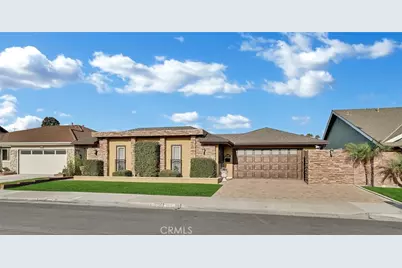 21382 Lemontree, Huntington Beach, CA 92646 - Photo 1