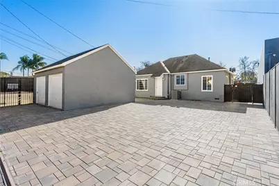 801 W 17th Street, Santa Ana, CA 92706 - Photo 1