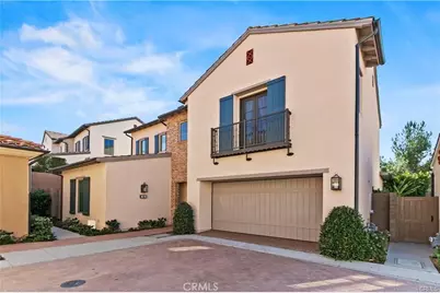 112 Vigna, Irvine, CA 92602 - Photo 1