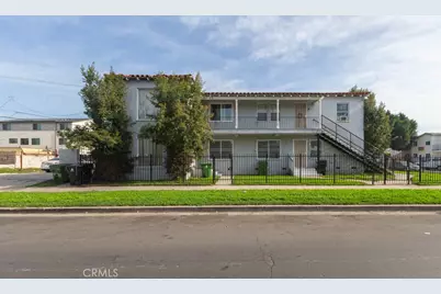 1055 W 84th, Los Angeles, CA 90044 - Photo 1