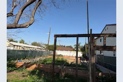 3744 Rosewood Avenue, Los Angeles, CA 90066 - Photo 1