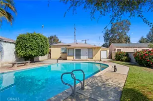 614 W 90th St, Los Angeles, CA 90044 - Photo 1