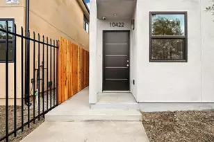 10422 1/2 Graham Ave, Los Angeles, CA 90003 - Photo 1