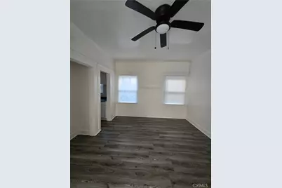 551 W 10th Street #3, Long Beach, CA 90813 - Photo 1