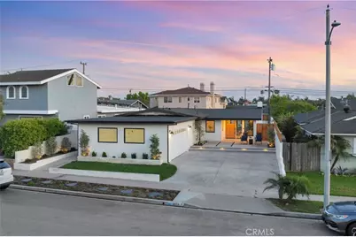 900 Catalina Avenue, Seal Beach, CA 90740 - Photo 1