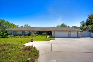 1923 Vista Del Norte, Fallbrook, CA 92028 - Photo 1