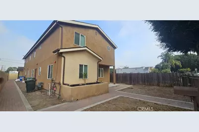 611 E 75th Street, Los Angeles, CA 90001 - Photo 1
