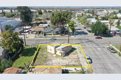 1003 W Rialto Avenue, San Bernardino, CA 92410 - Photo 1
