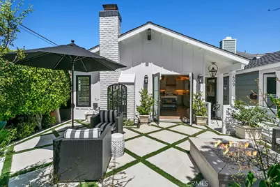 409 Poinsettia Ave., Corona del Mar, CA 92625 - Photo 1