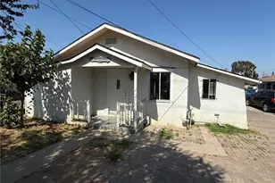 560 S McDonnell, Los Angeles, CA 90022 - Photo 1