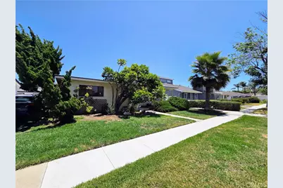 2080 Senasac Avenue, Long Beach, CA 90815 - Photo 1