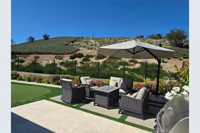 102 Vigna, Irvine, CA 92602 - Photo 1