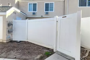 5 Dover, Irvine, CA 92604 - Photo 1