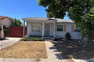 1727 N Neptune, Los Angeles, CA 90744 - Photo 1