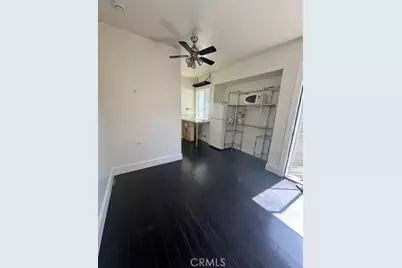 419 S Guadalupe Ave, Redondo Beach, CA 90277 - Photo 1