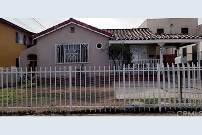 608 W 95th St, Los Angeles, CA 90044 - MLS RS21252382 - Coldwell Banker