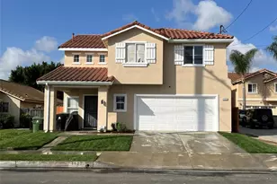 1127 McFarland, Wilmington, CA 90744 - Photo 1