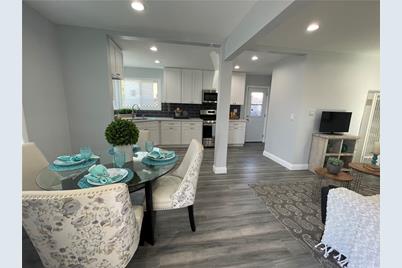 1520 E Sandison Street - Photo 1