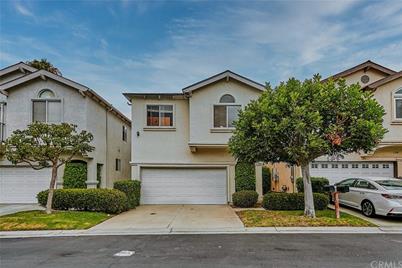 1315 Hunt Terrace - Photo 1