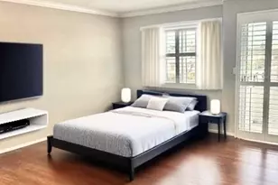 785 W 19th St, San Pedro, CA 90731 - Photo 1