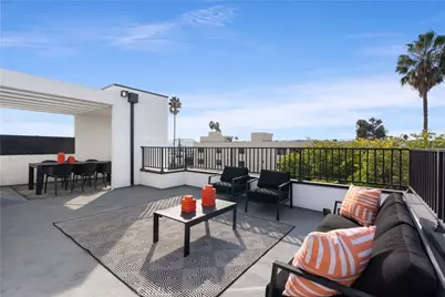 11668 W Verde Place, North Hollywood, CA 91606 - Photo 1
