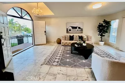 303 N Wycliff Avenue, San Pedro, CA 90732 - Photo 1