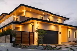 461 NW Chabela Dr, Manhattan Beach, CA 90266 - Photo 1