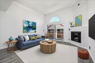 445 W 6th St, Long Beach, CA 90802 - Photo 1